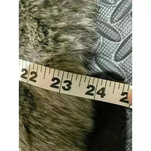 Aritzia Talula Park Slope Faux Fur Vest, size XXS - Picture 4 of 11